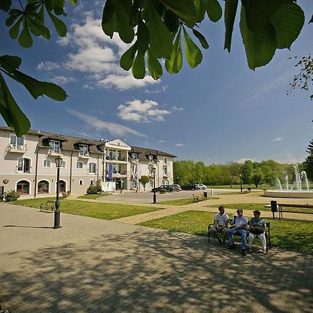 Xavin Wellness Hotel & Restaurant Harkány Zewnętrze zdjęcie