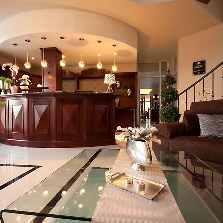 Xavin Wellness Hotel & Restaurant Harkány Zewnętrze zdjęcie