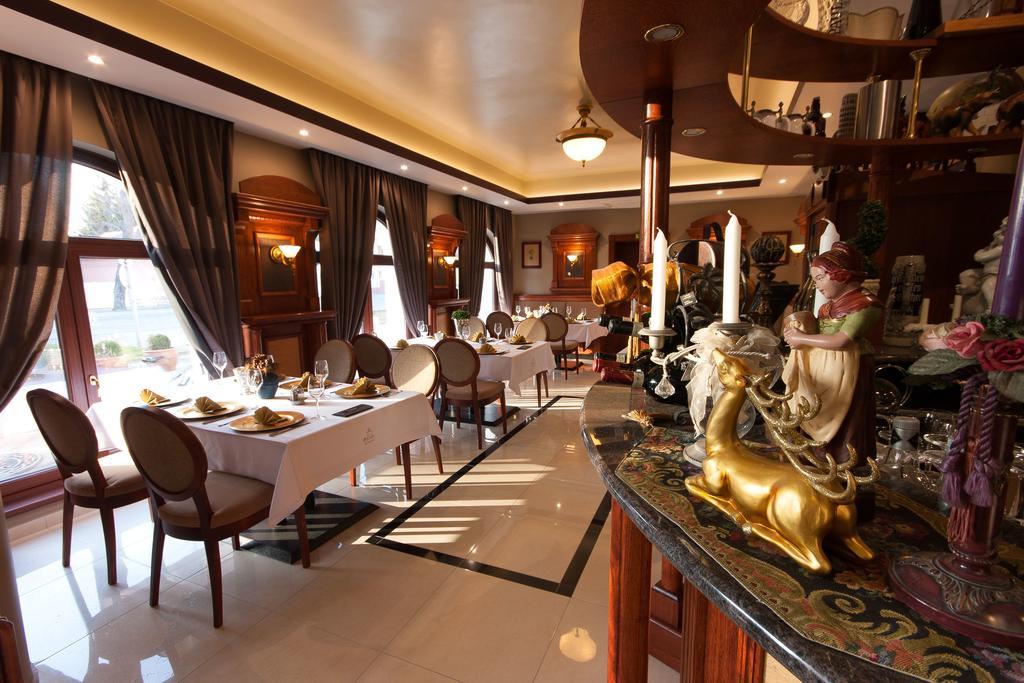 Xavin Wellness Hotel & Restaurant Harkány Zewnętrze zdjęcie