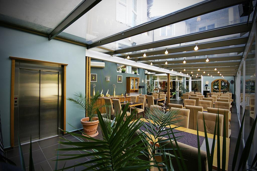 Xavin Wellness Hotel & Restaurant Harkány Zewnętrze zdjęcie