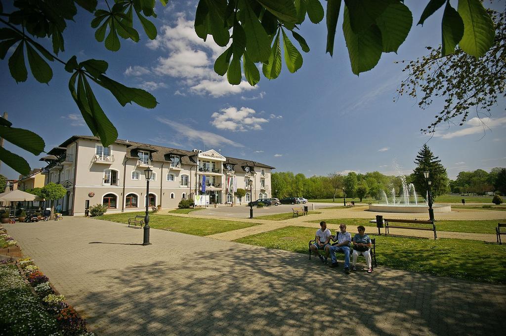 Xavin Wellness Hotel & Restaurant Harkány Zewnętrze zdjęcie