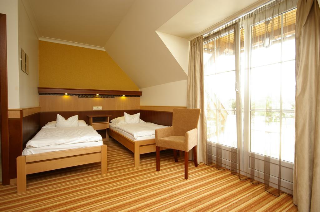 Xavin Wellness Hotel & Restaurant Harkány Pokój zdjęcie
