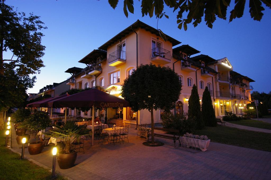 Xavin Wellness Hotel & Restaurant Harkány Zewnętrze zdjęcie