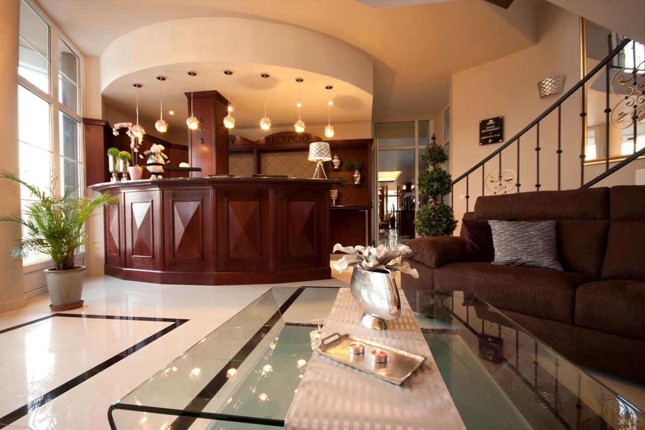Xavin Wellness Hotel & Restaurant Harkány Zewnętrze zdjęcie